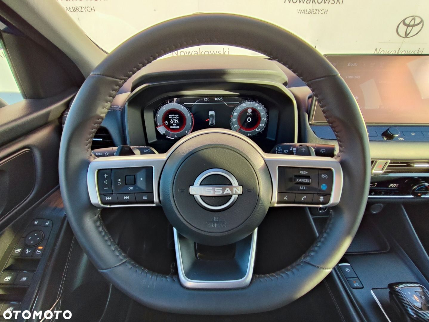 Nissan Qashqai - 12