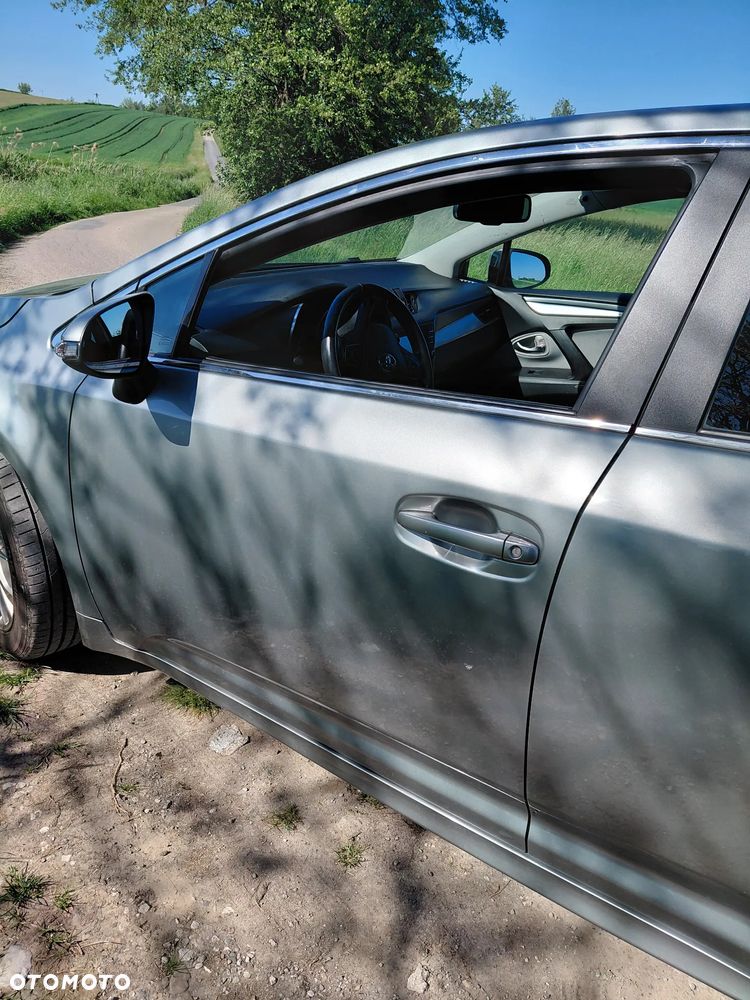 Toyota Avensis 1.8 Premium EU5 - 6