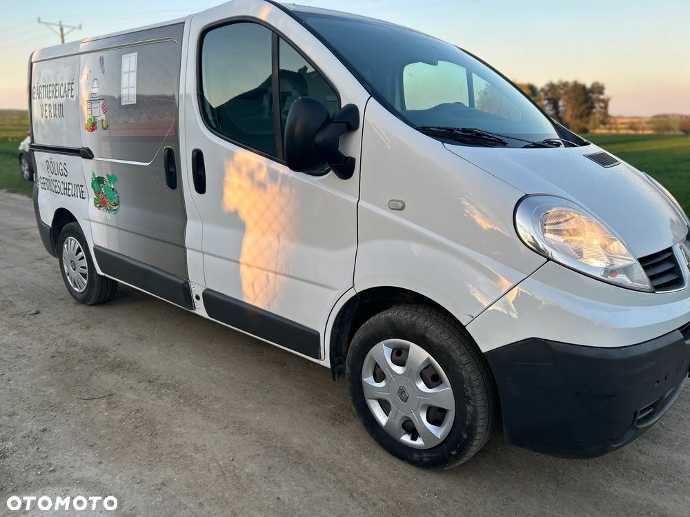 Renault Trafic - 8