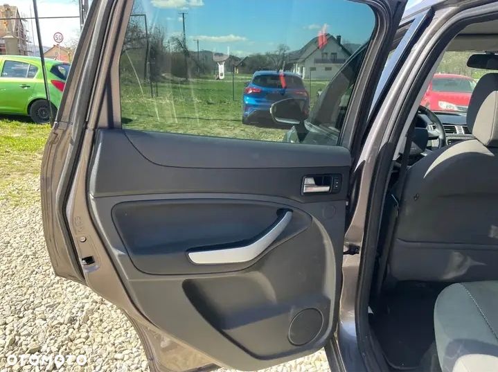 Ford Kuga 2.0 TDCi 4x4 Champions Edition - 14