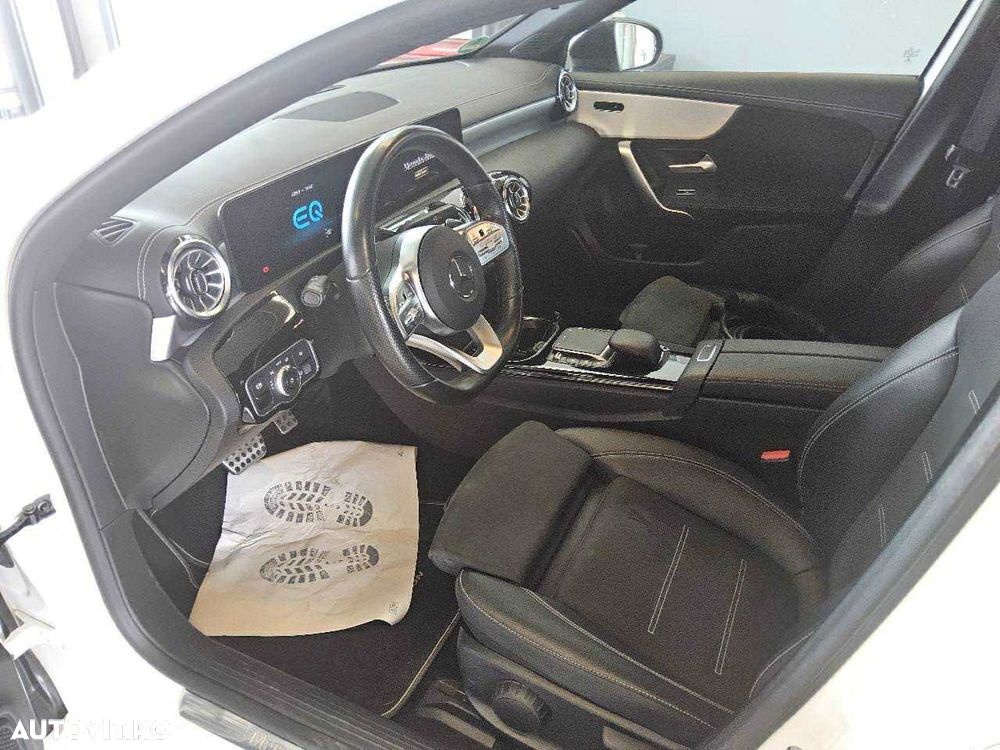Mercedes-Benz A 250 e Sedan 8G-DCT Lim. AMG Line Advanced - 6