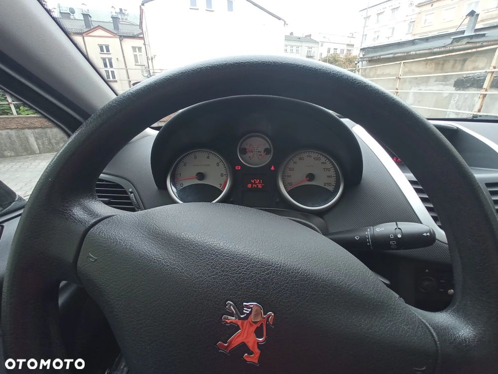 Peugeot 207 95 VTi Urban Move - 18