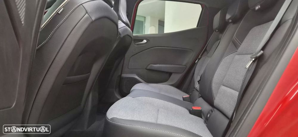 Renault Clio 1.0 TCe Techno - 34
