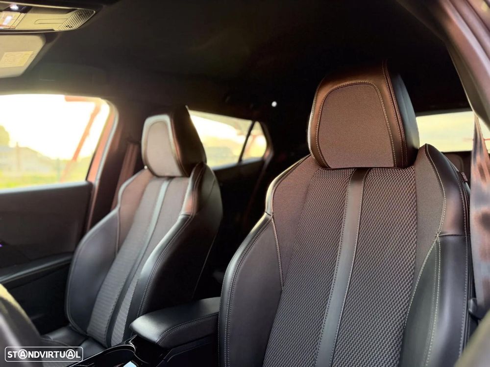 Peugeot 2008 1.2 PureTech GT Pack EAT8 - 15