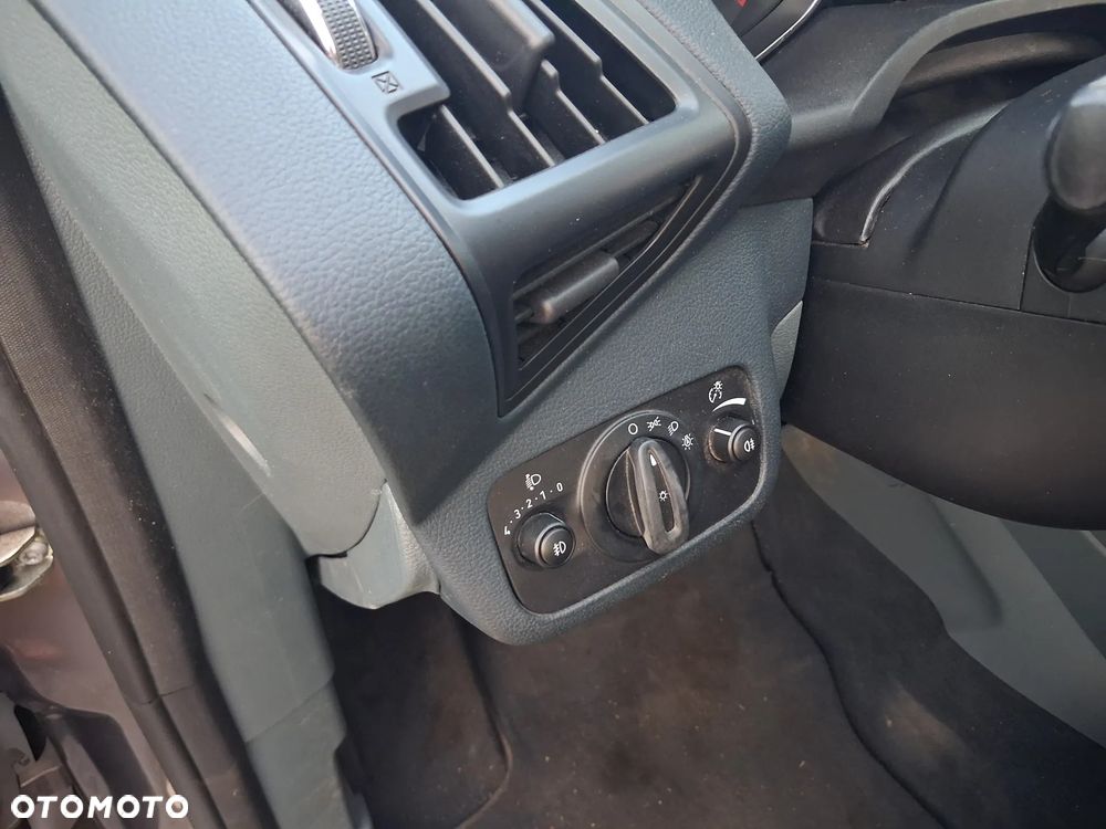 Ford C-MAX 2.0 TDCi Champions Edition - 12