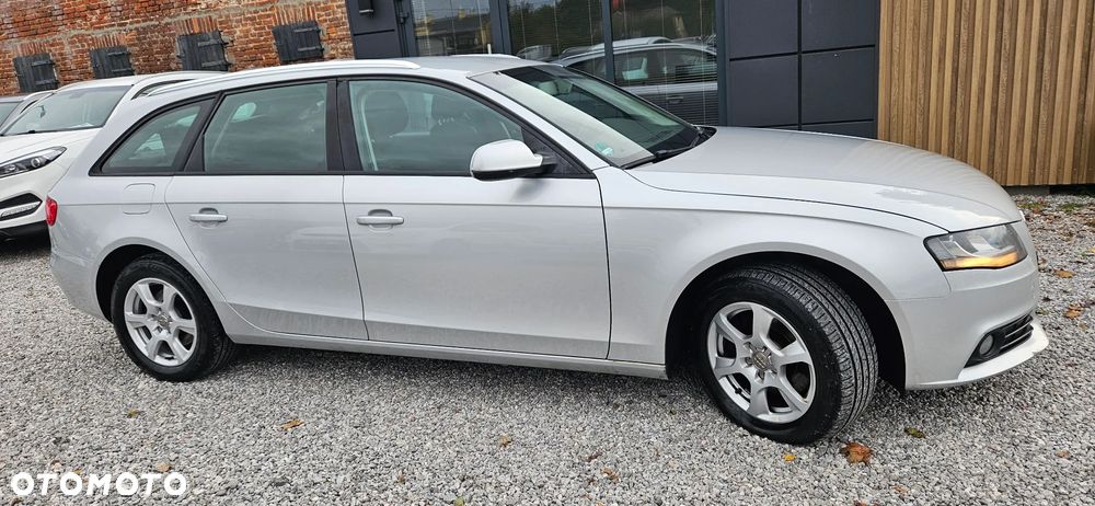 Audi A4 Avant 2.0 TDI DPF Ambition - 23