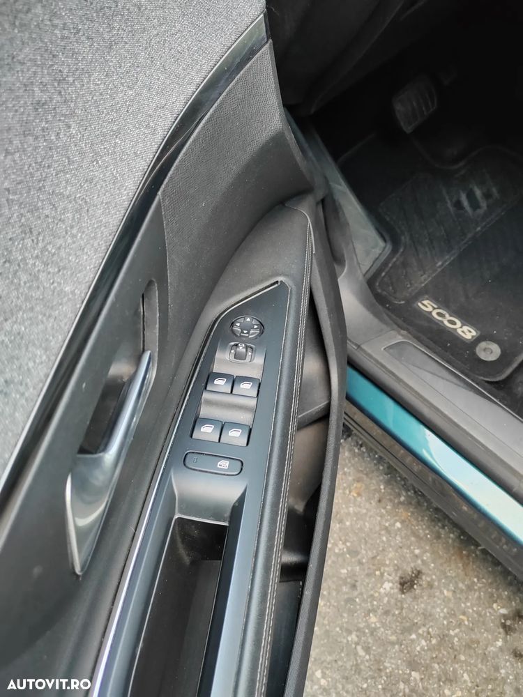 Peugeot 5008 1.5L BlueHDI EAT8 S&S Allure - 15