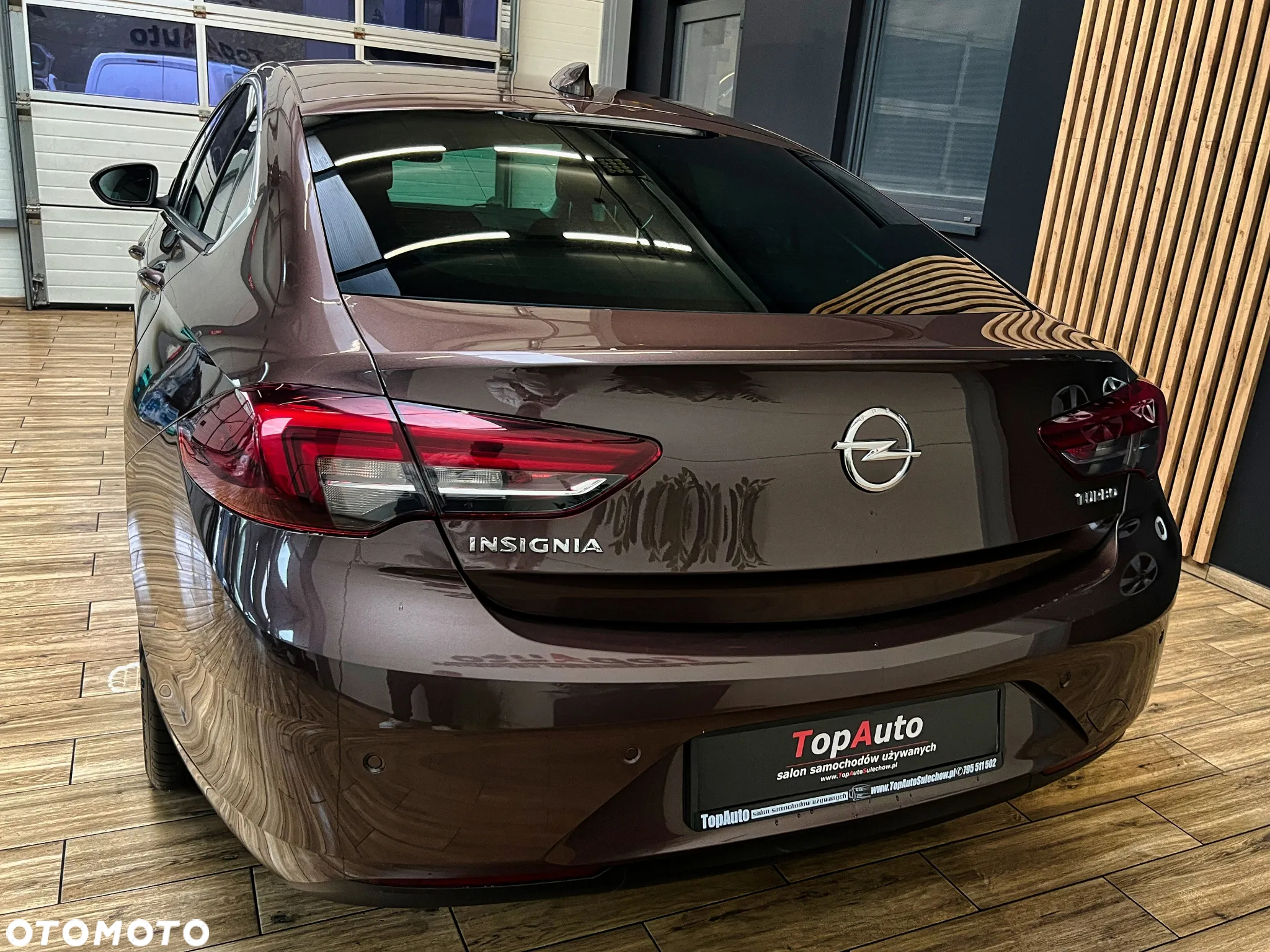 Opel Insignia 1.5 T Elite S&S - 10
