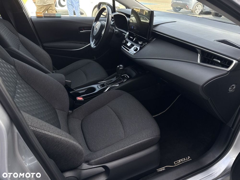 Toyota Corolla 1.8 Hybrid Style - 21