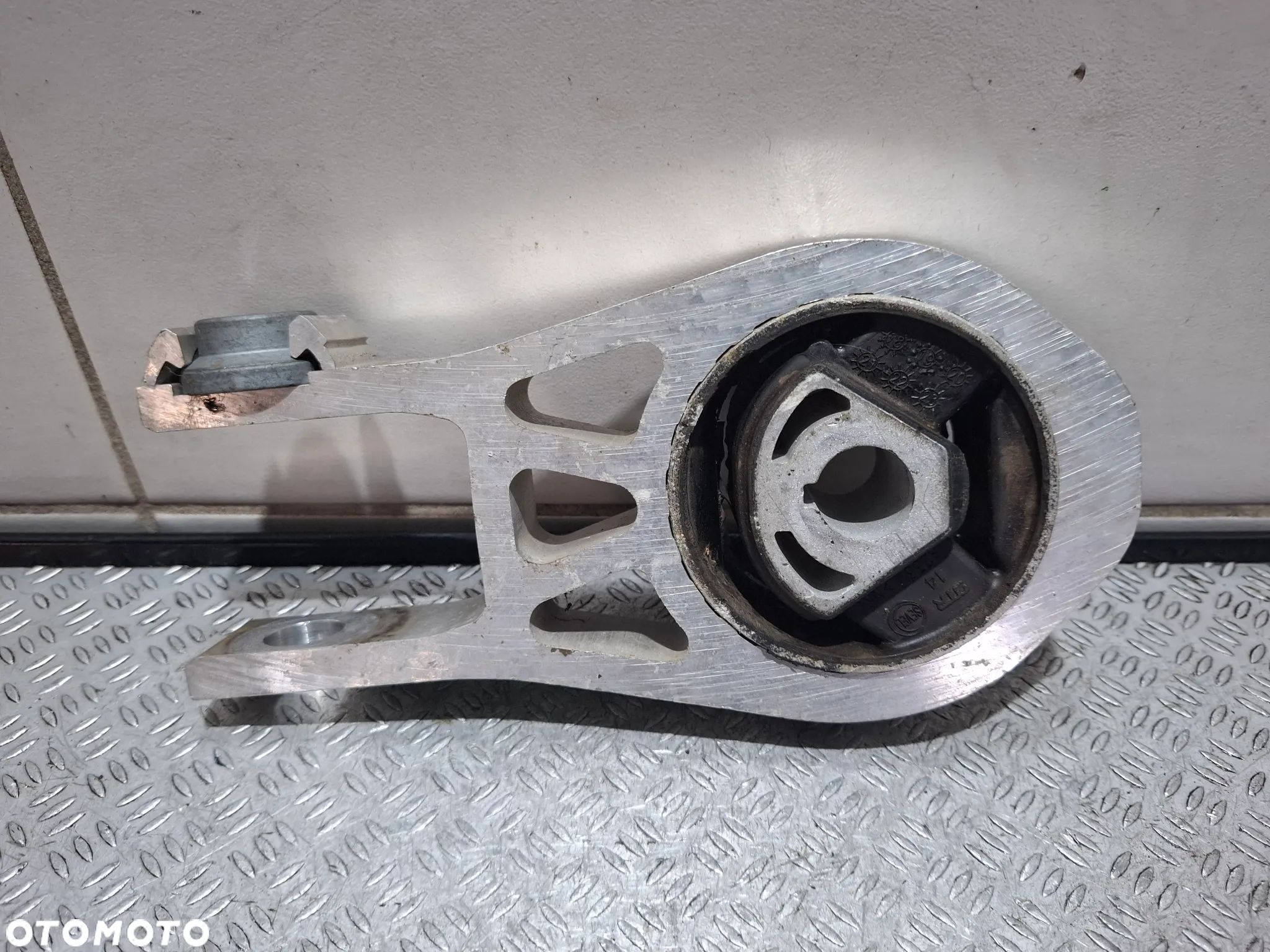 Łapa poduszka silnika Fiat Ducato III 5 tys przebieg 2020 rok nr 13965910800 - 1
