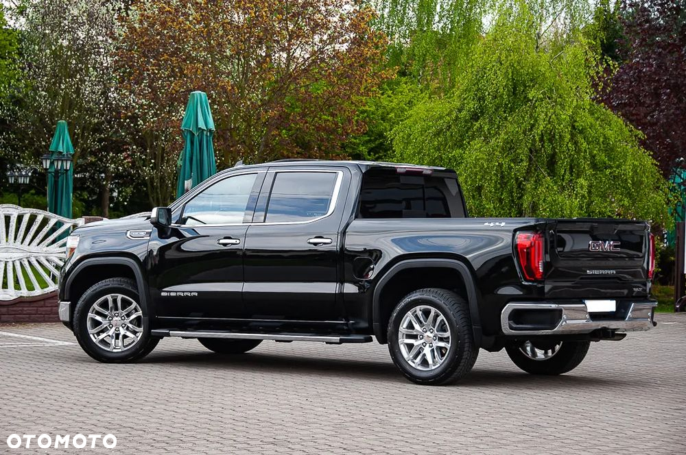 GMC Sierra - 30