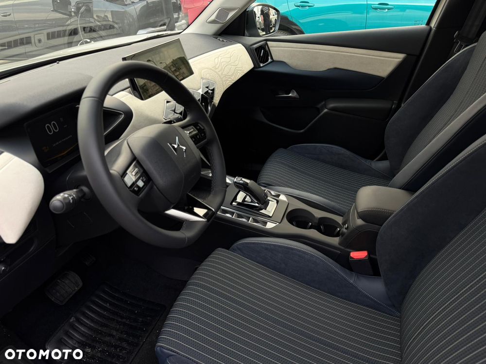 DS Automobiles DS 3 - 6