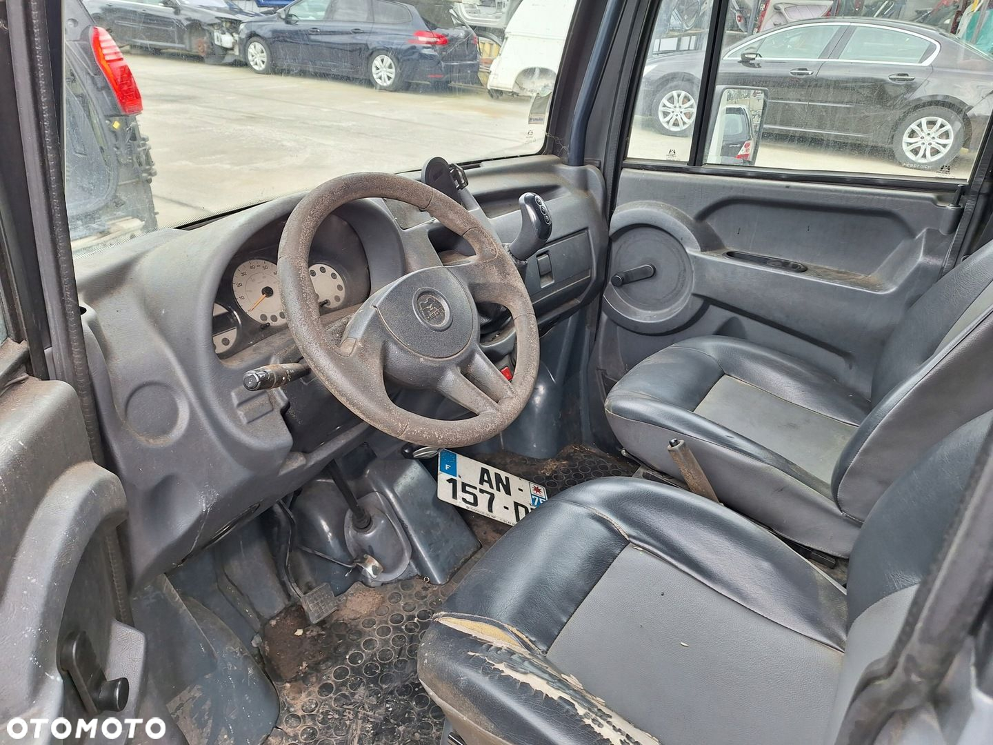 AIXAM MEGA MTRUCK 400 MUTLITRUCK MICROCAR LUSTRKO SZYBA DRZWI PRZÓD LEWE - 3