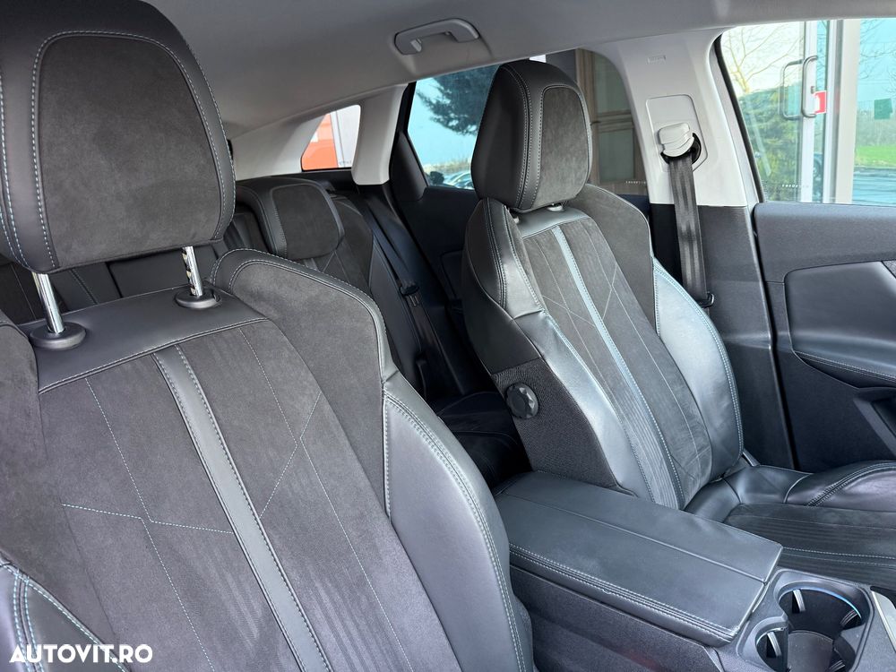 Peugeot 3008 PureTech 130 Stop & Start GPF EAT8 Crossway - 21