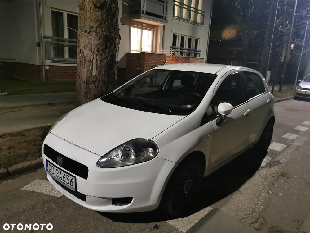 Fiat Grande Punto - 6