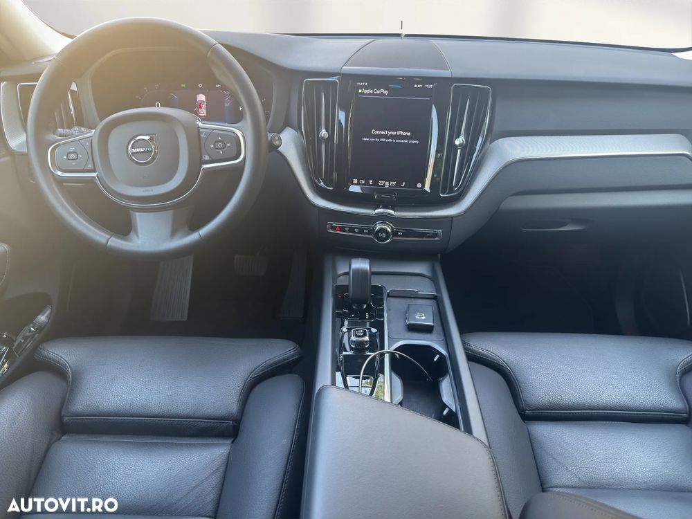 Volvo XC 60 B4 MHEV AT FWD Core - 27