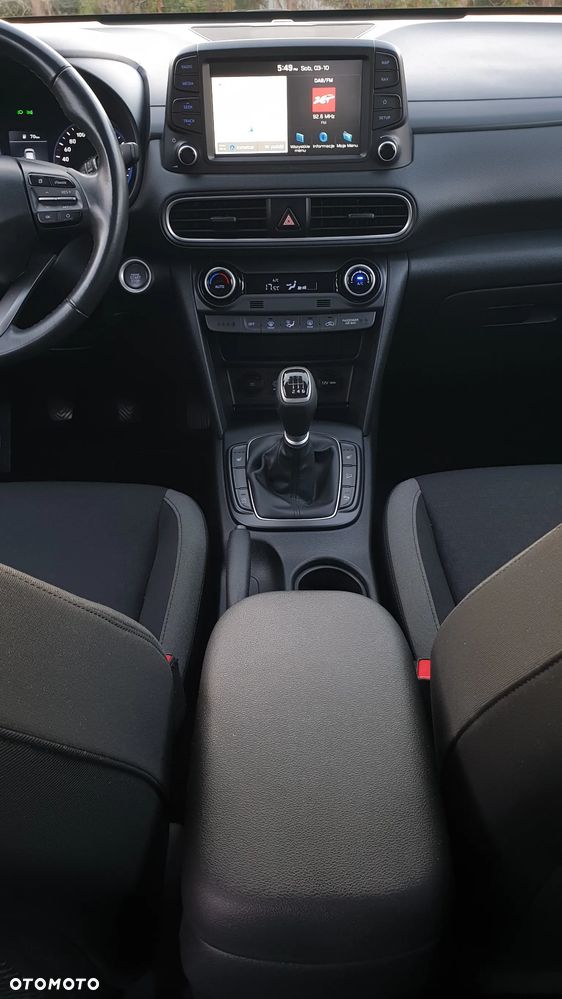 Hyundai Kona - 32