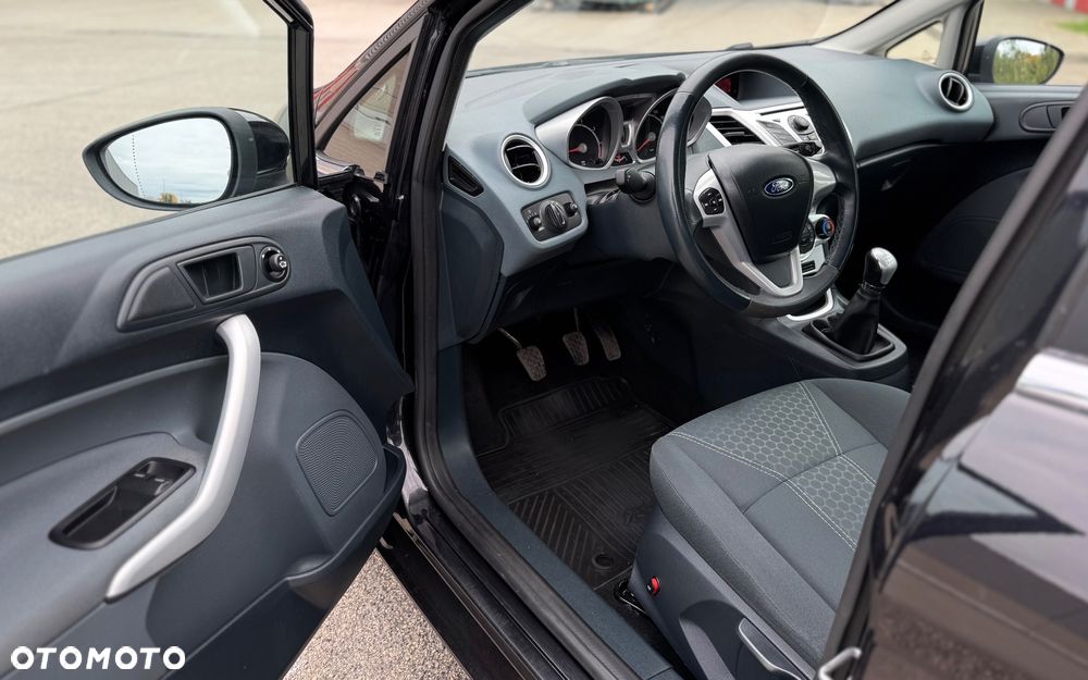 Ford Fiesta 1.25 Titanium - 5