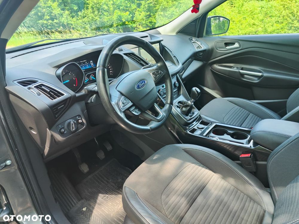 Ford Kuga - 14