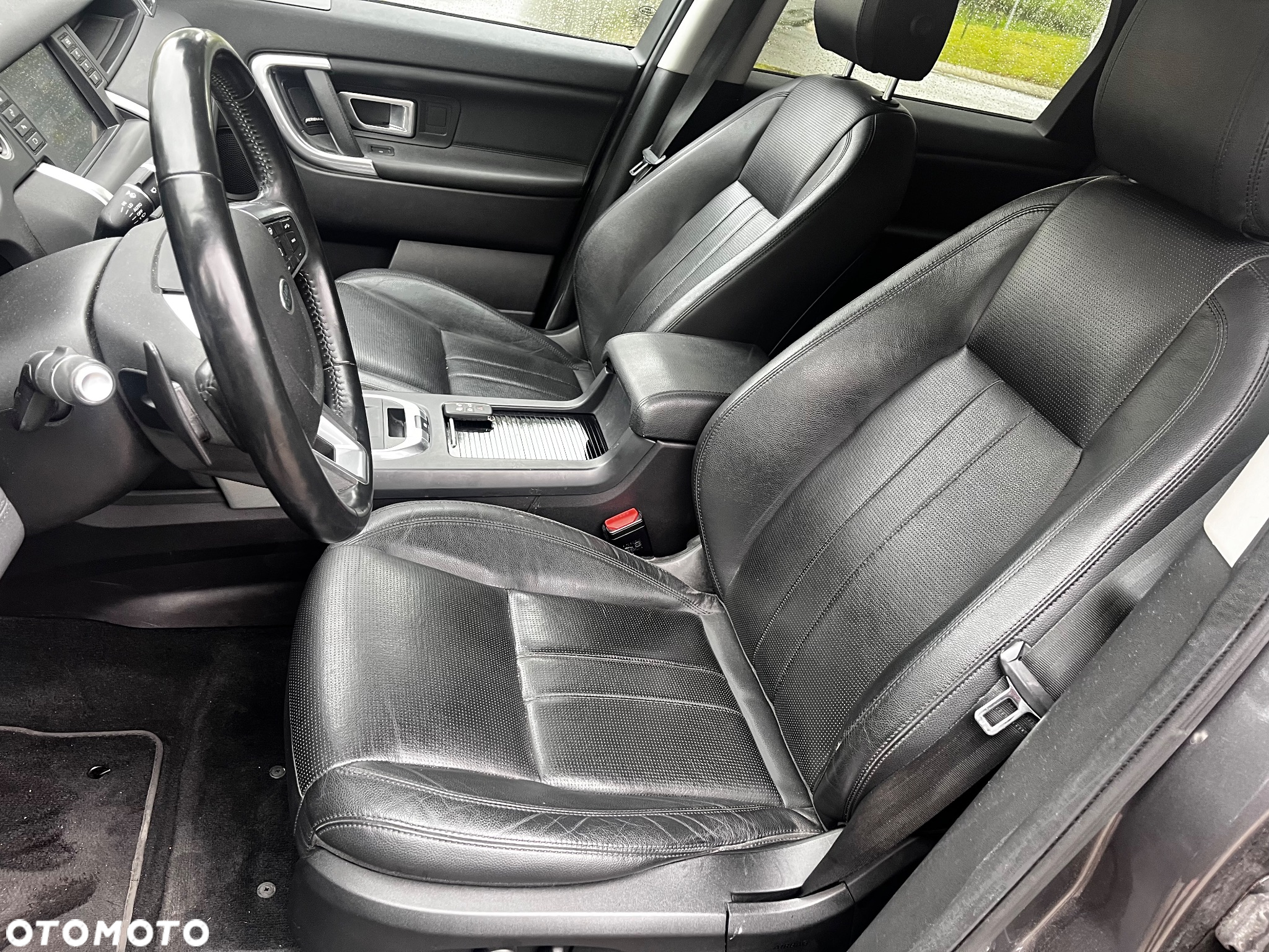 Land Rover Discovery Sport 2.0 TD4 HSE - 12