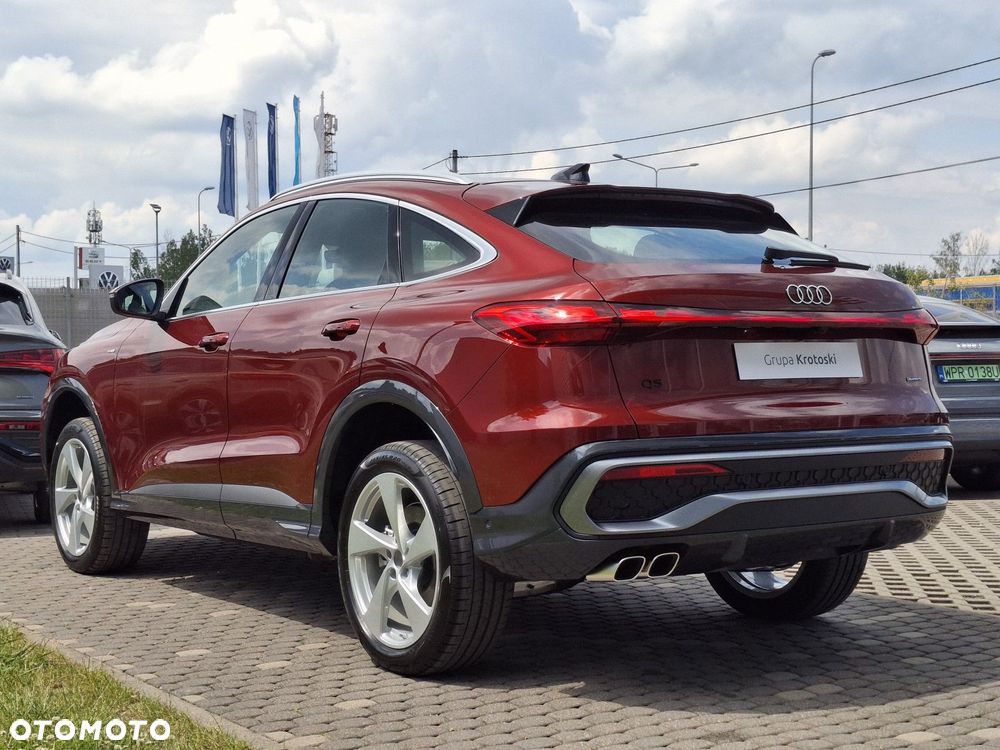 Audi Q5 Sportback - 4