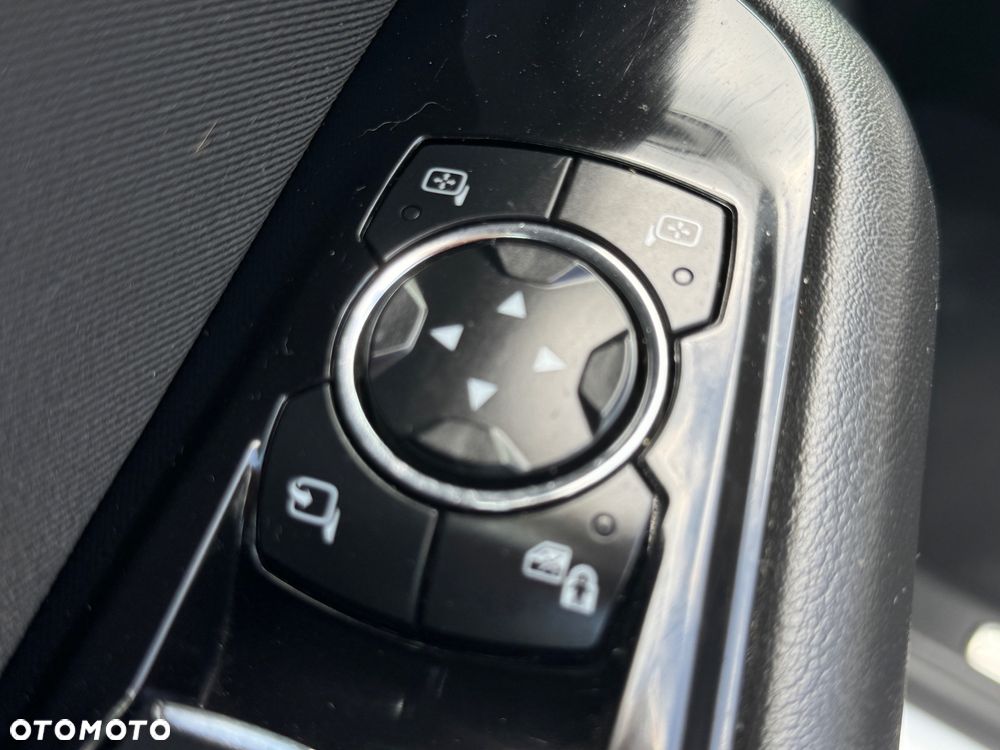 Ford S-Max 2.0 TDCi Trend PowerShift - 32