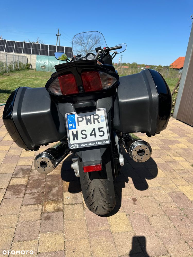 Yamaha FJR - 7