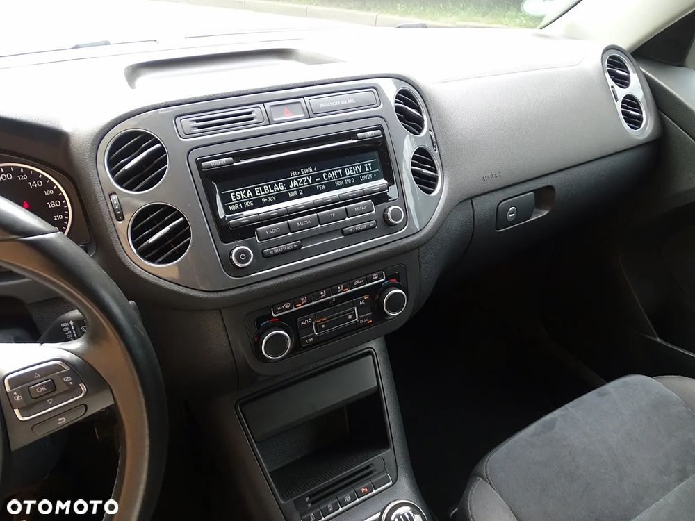 Volkswagen Tiguan 2.0 TDI DPF BlueMotion Technology Sport & Style - 15
