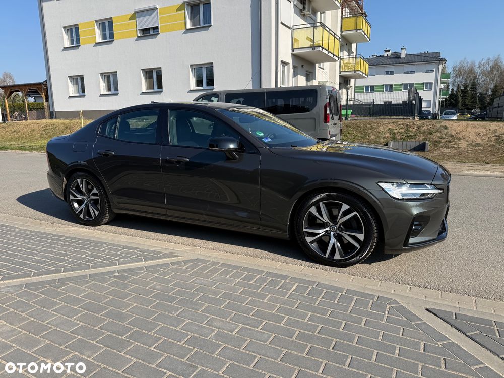 Volvo S60 B4 B R-Design - 10