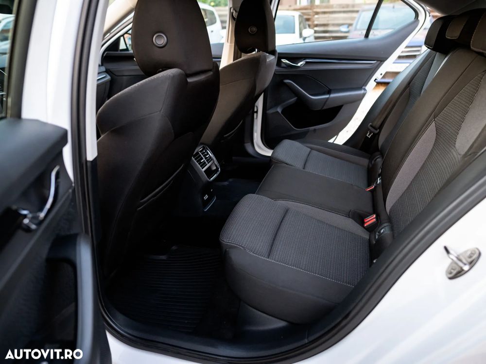 Skoda Octavia 2.0 TDI Style - 21