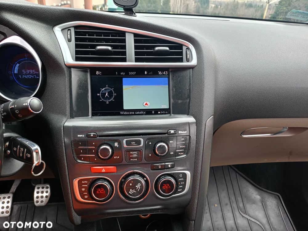 Citroën DS4 1.6 THP SportChic - 9