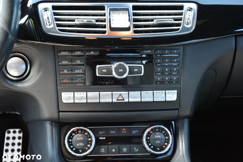 Mercedes-Benz CLS 350 CDI 4-Matic BlueEff - 21