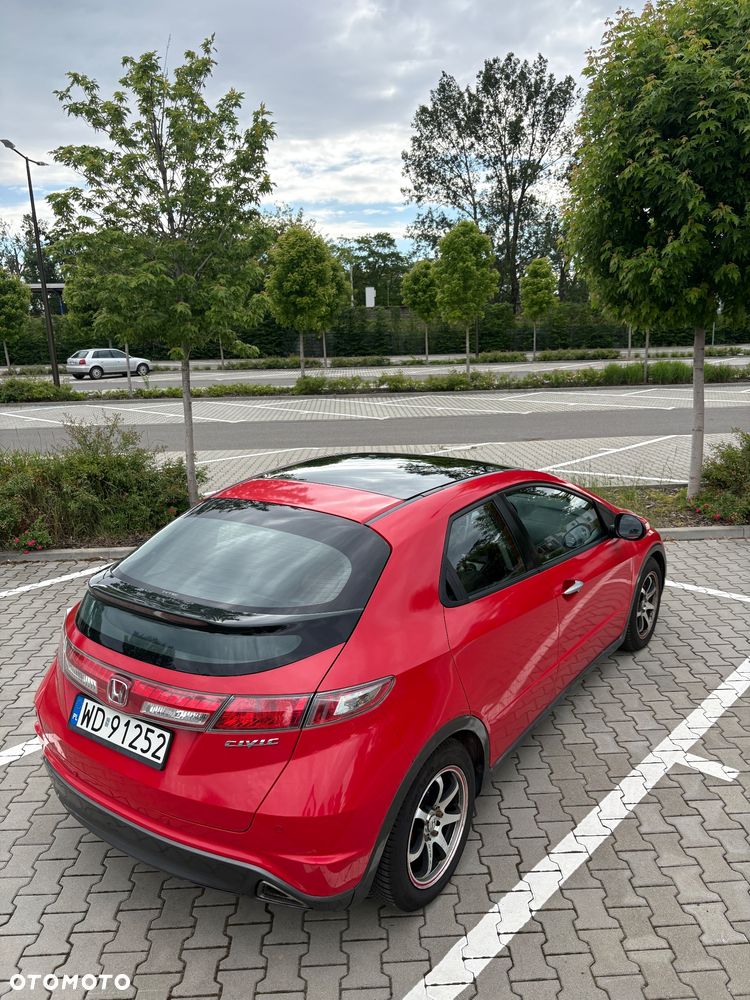 Honda Civic 1.8 Executive - 21