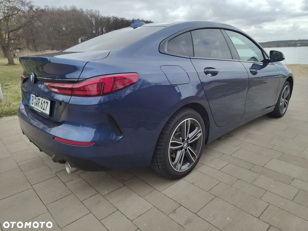 BMW Seria 2 218d Sport-Aut Sport Line - 9