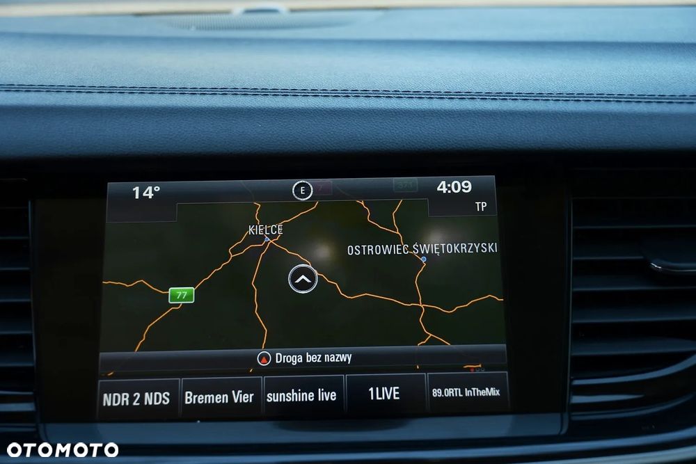 Opel Insignia - 35