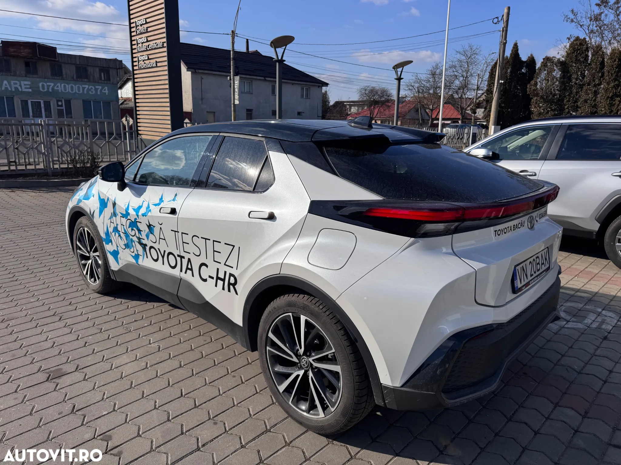 Toyota C-HR - 8
