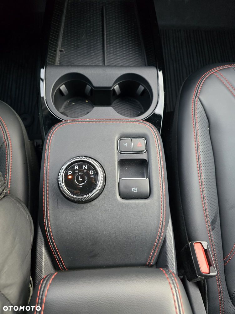 Ford Mustang Mach-E - 11