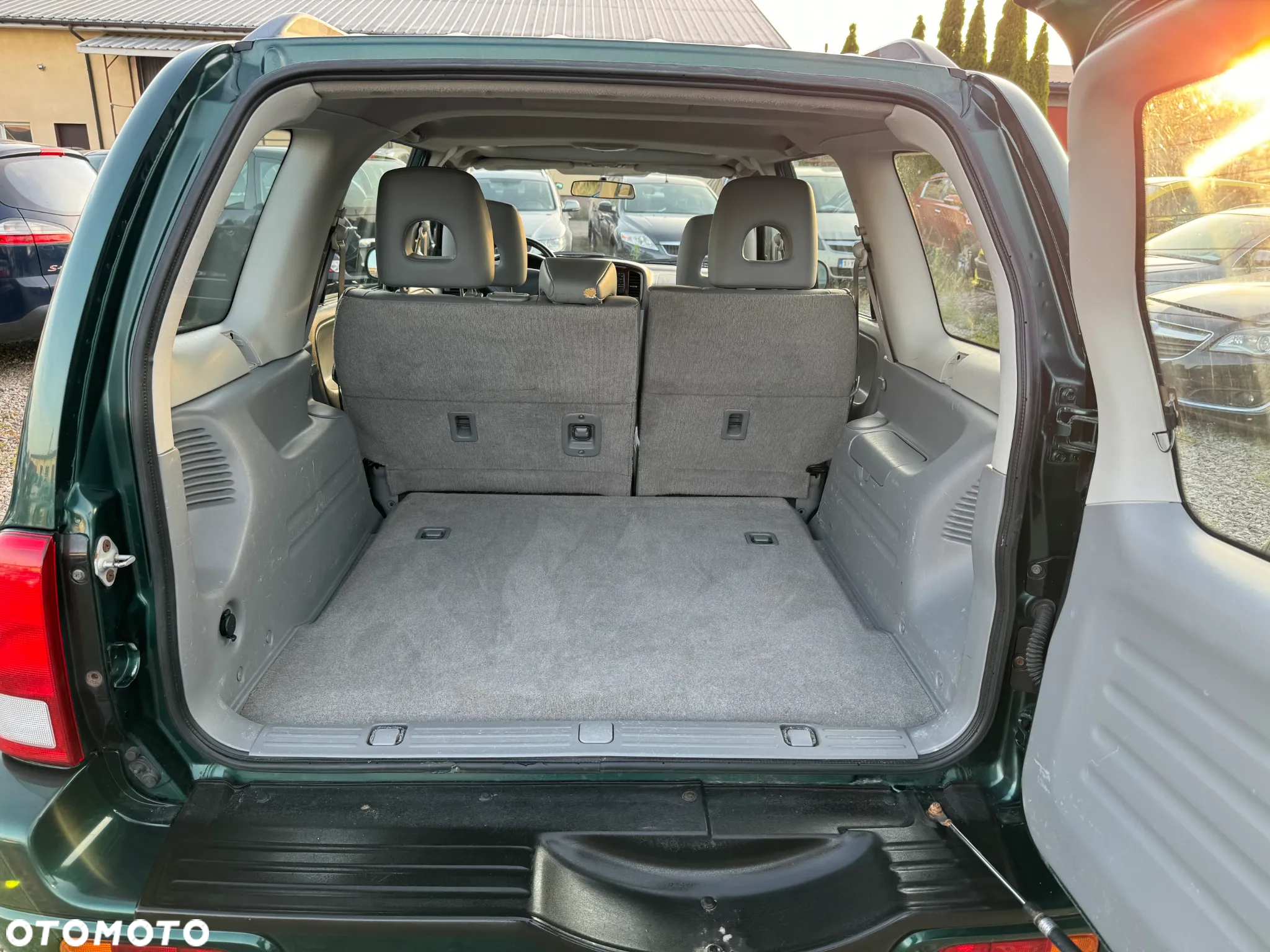 Suzuki Grand Vitara 2.7 V6 - 24