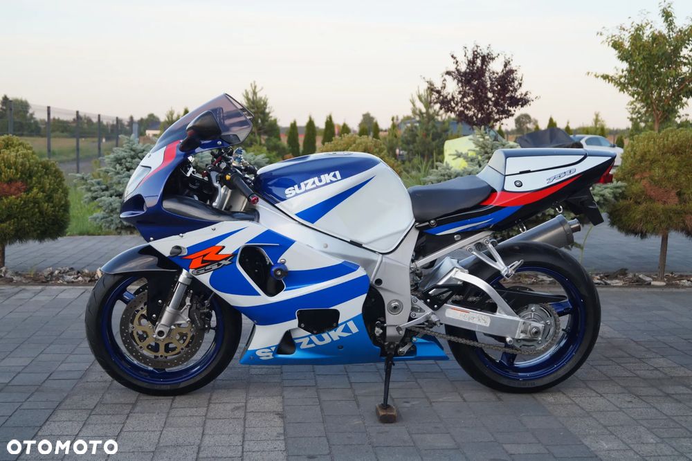 Suzuki GSX-R - 7