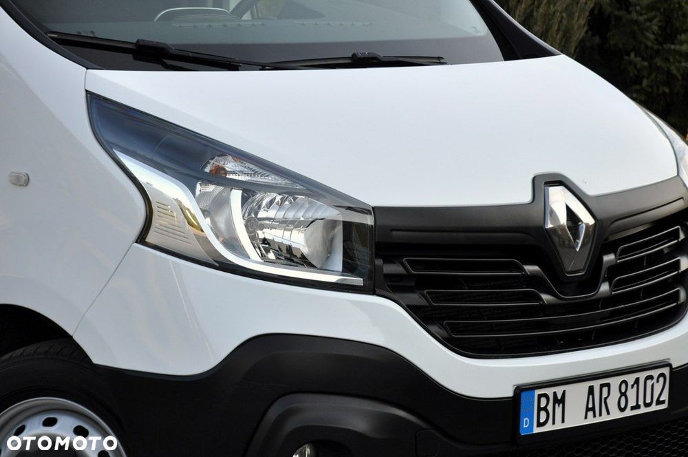 Renault Trafic - 12