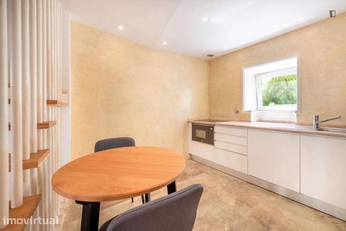 Quarto - localizado em São Bento Lisbon - Grande imagem: 5/12