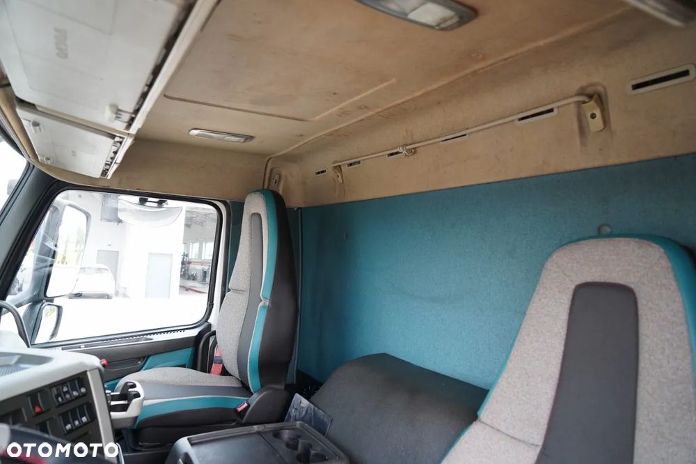 Volvo FM 370 / KONTENER 7,8 M / 4x2 / I-SHIFT / WINDA / EURO 6 - 28