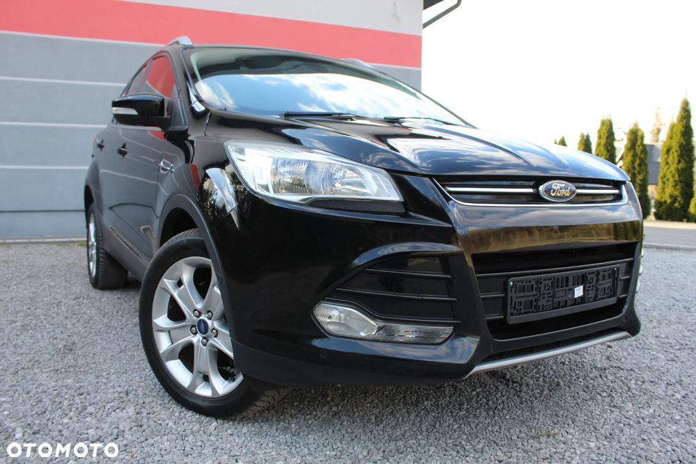 Ford Kuga 2.0 TDCi 2x4 Titanium - 2