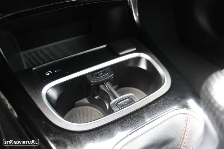Mercedes-Benz A 180 d AMG Line - 51