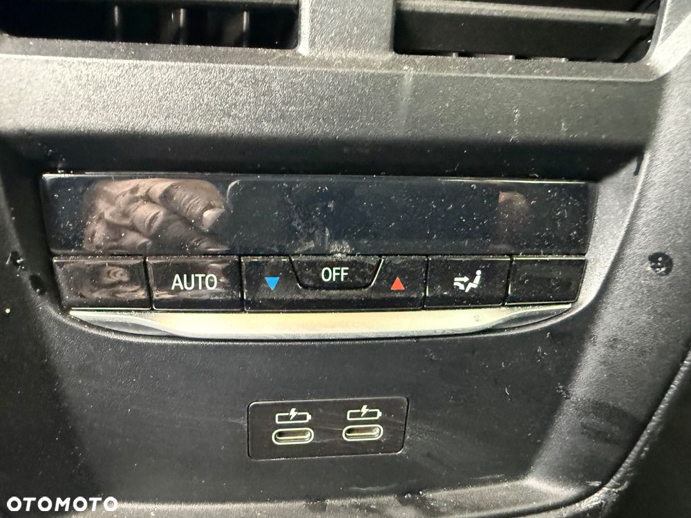 BMW Seria 3 320d MHEV Sport Line - 16