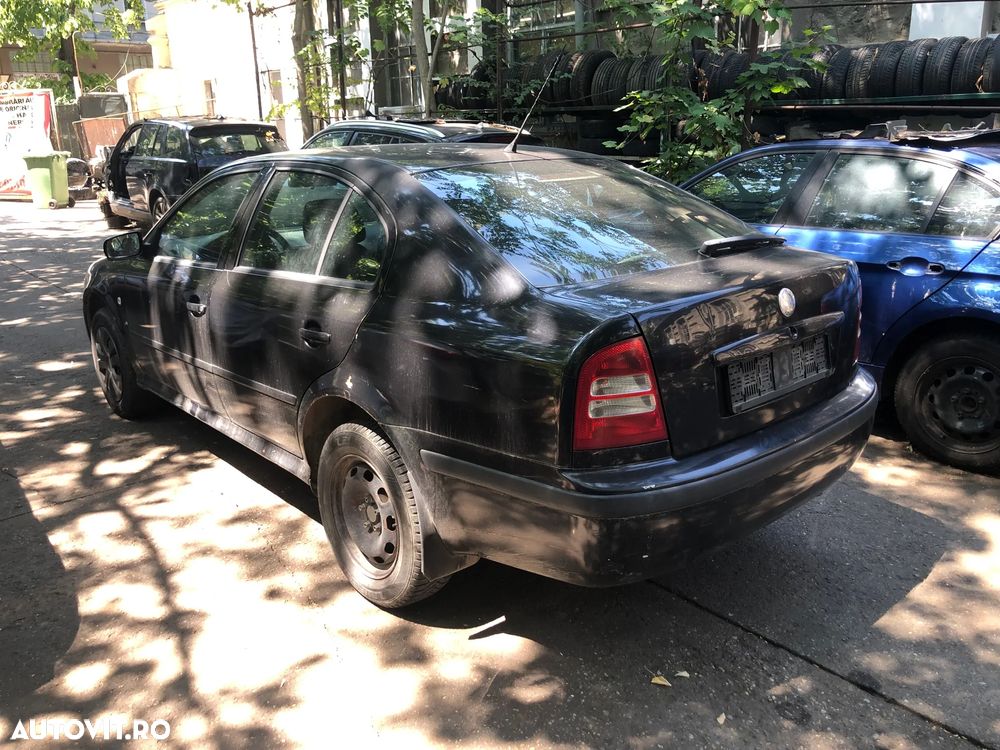 Dezmembrez Skoda Octavia 1 2006 negru diesel - 4