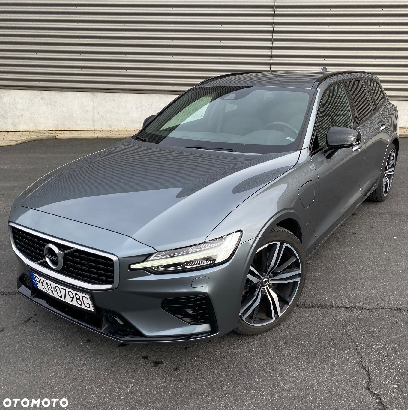 Volvo V60 T8 AWD Plug-In Hybrid R-Design - 7