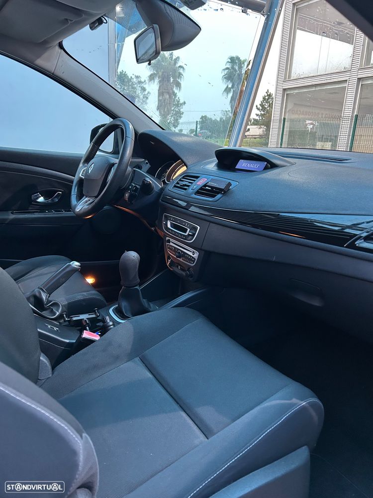 Renault Mégane Sport Tourer 1.5 dCi Dynamique - 6