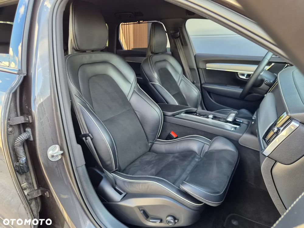Volvo V90 B4 D Plus Dark - 8