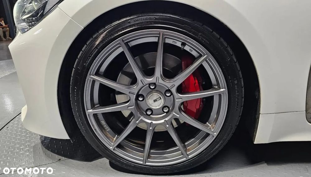 Kia Stinger - 5
